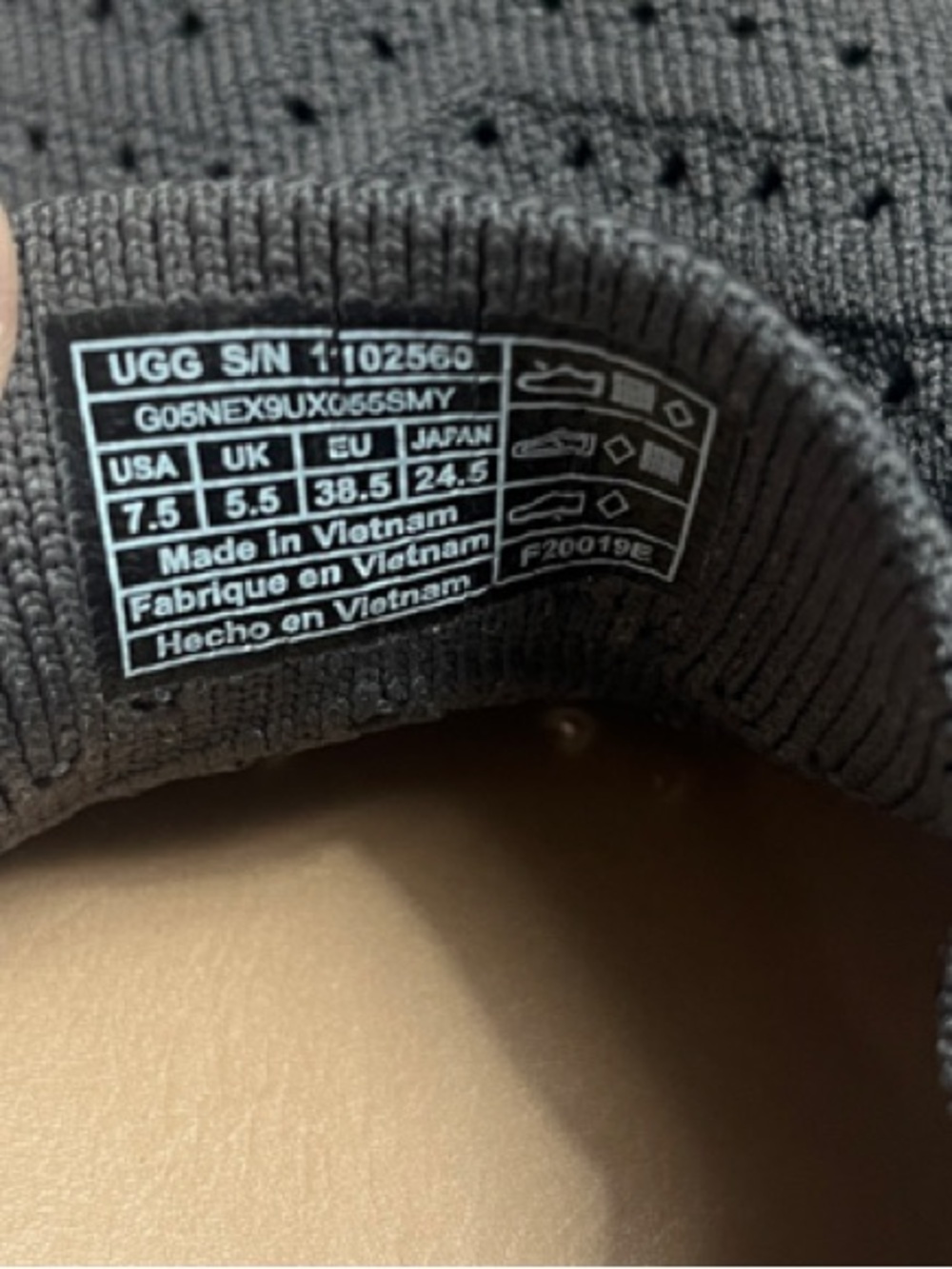 UGG Sammy Chevron Knit SlipOn shoes 7.5 - Picture 2 of 7